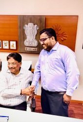 WhatsApp Image 2025-11-17 at 23.30.54_c827336f